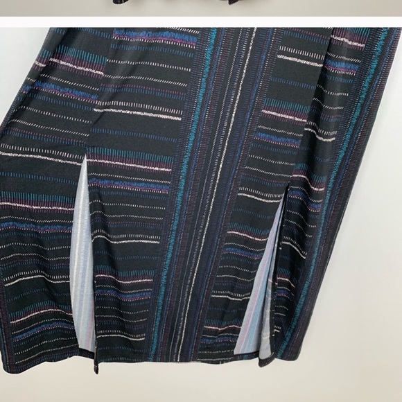 Gorgeous front slit BCBGeneration midi dress - Picture 7 of 9